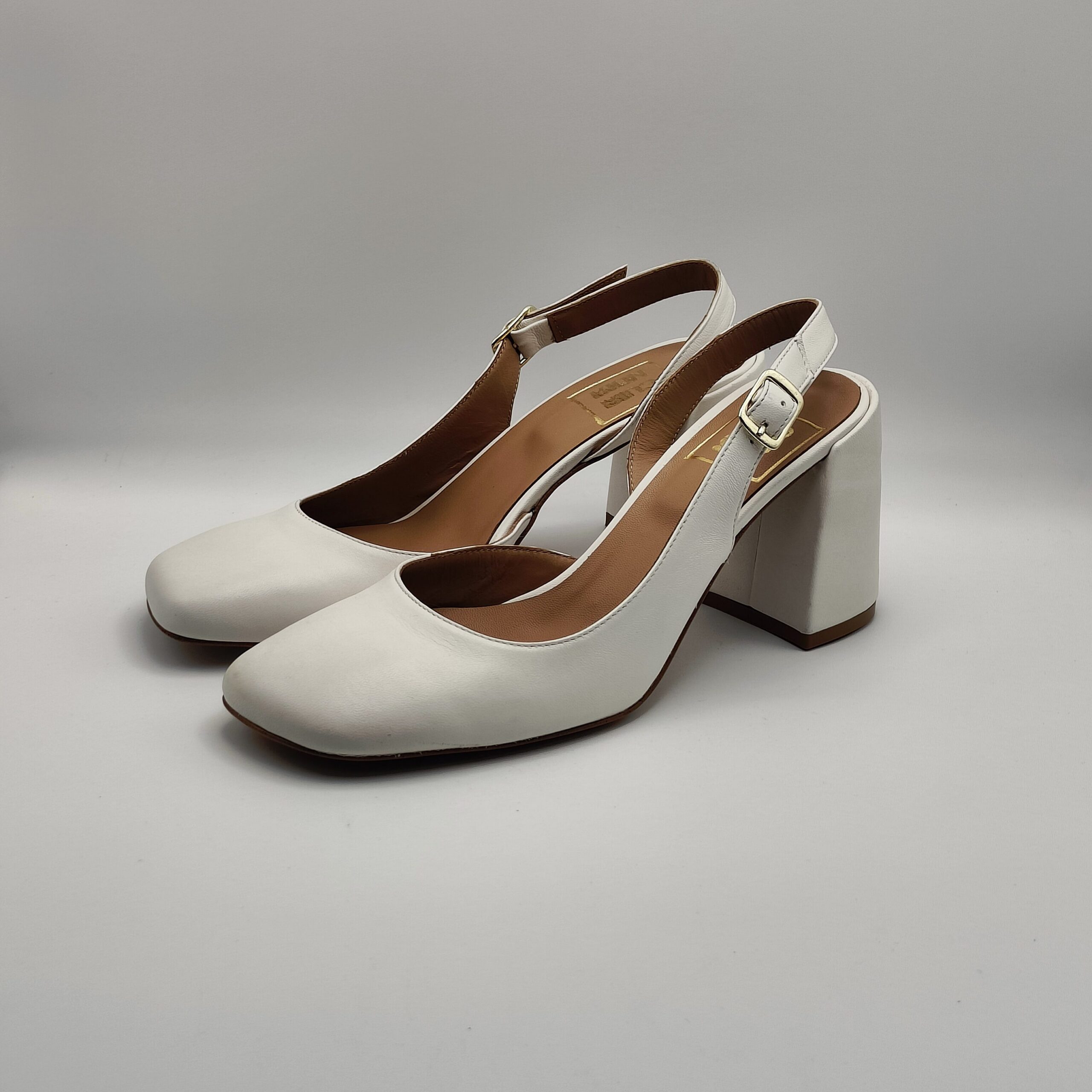 CUIR NOIR - chanel forma piede capra burro tacco 80