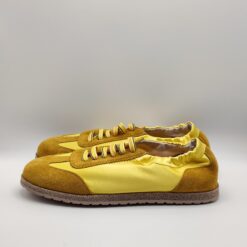 Alternative view of LARA MANNI - ginnica raso e camoscio giallo fondo gomma