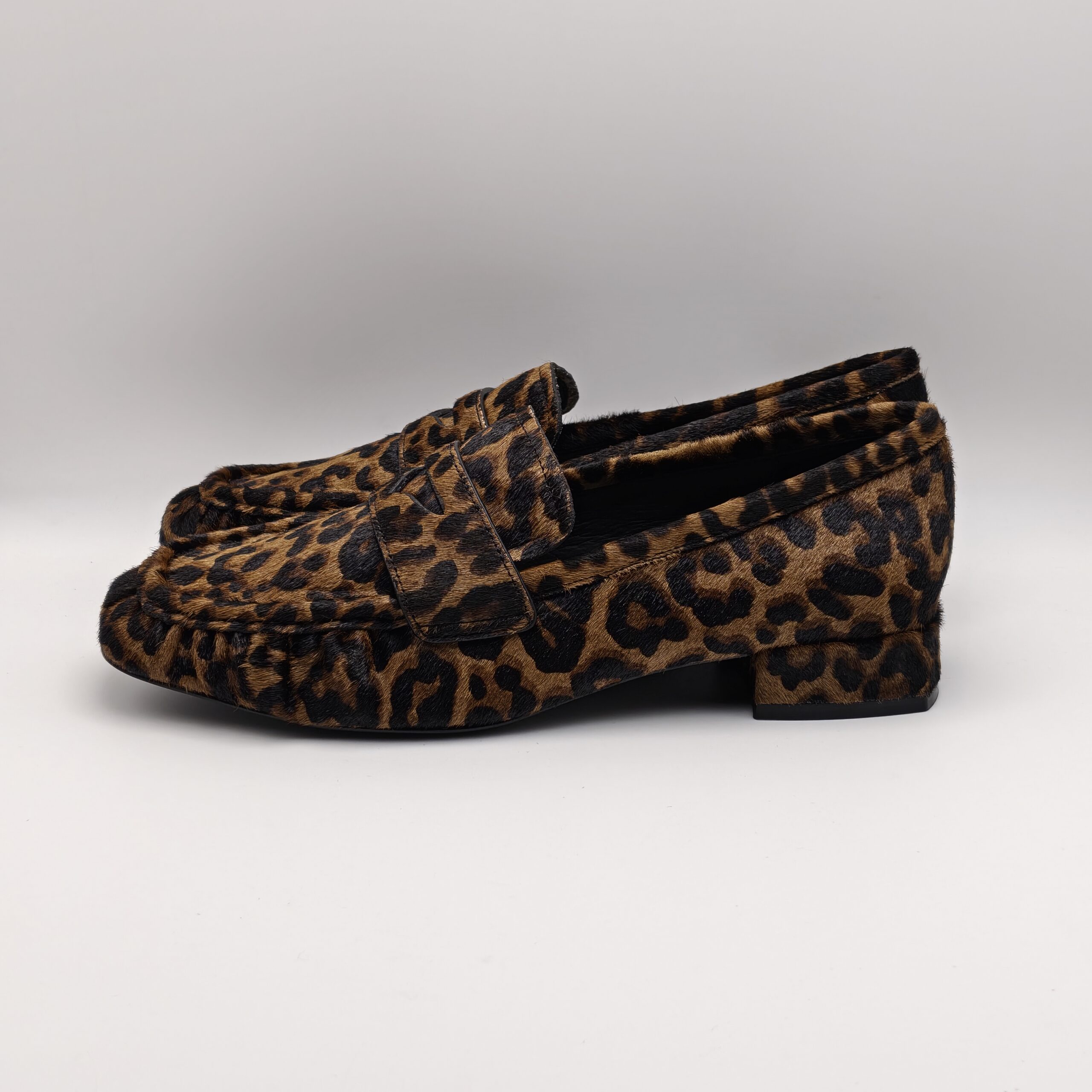 BIBILOU - mocassino goffrato in pony leopardo tacco 30 - immagine 7